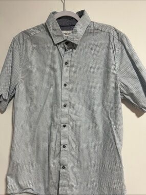 Short-Sleeve Microdot Shirt - Light Gray